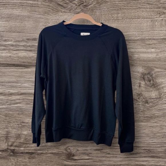 Feat Women's Roam Crewneck - Picture 1 of 3